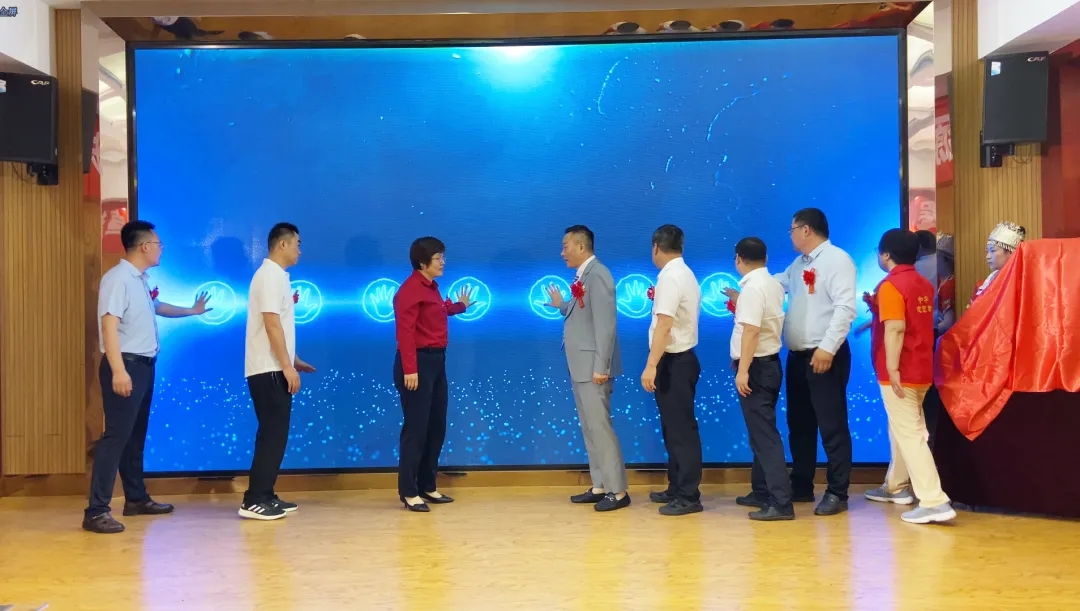 ��������רעΪ����·���ϵ�����ƽ̨